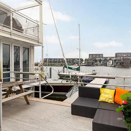 Villa Watervilla - Amazing Floating Experience